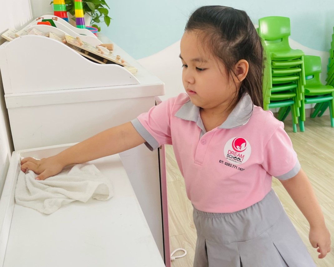 Rèn luyện tính tự lập cho trẻ